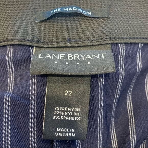 Lane Bryant The Madison Navy and White Stripe Ankle Pants Size 22 - Picture 8 of 11